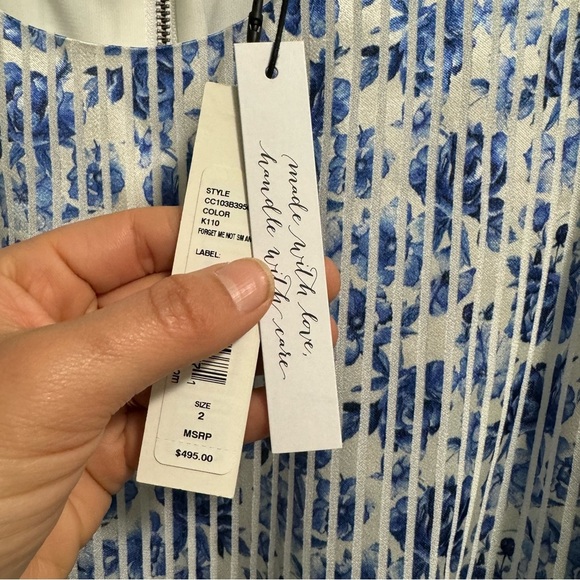 Alice + Olivia Molli Belted Floral Mini Wrap Dress Forget Me Not Antique Size 2 - Picture 14 of 15